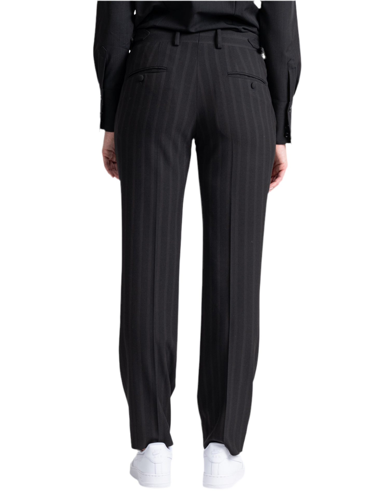 KINEBOUGE BLACK SUIT