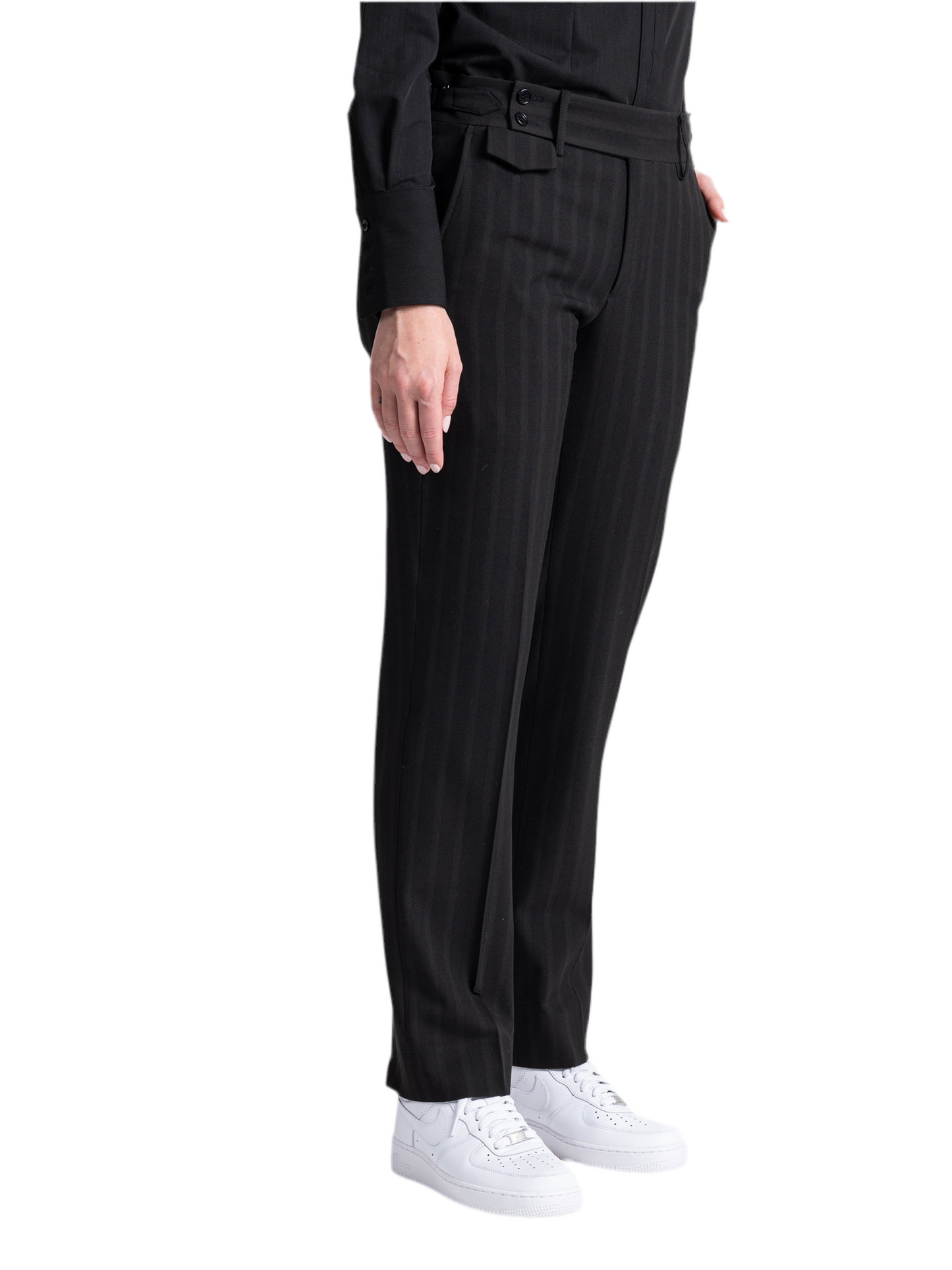 KINEBOUGE BLACK SUIT