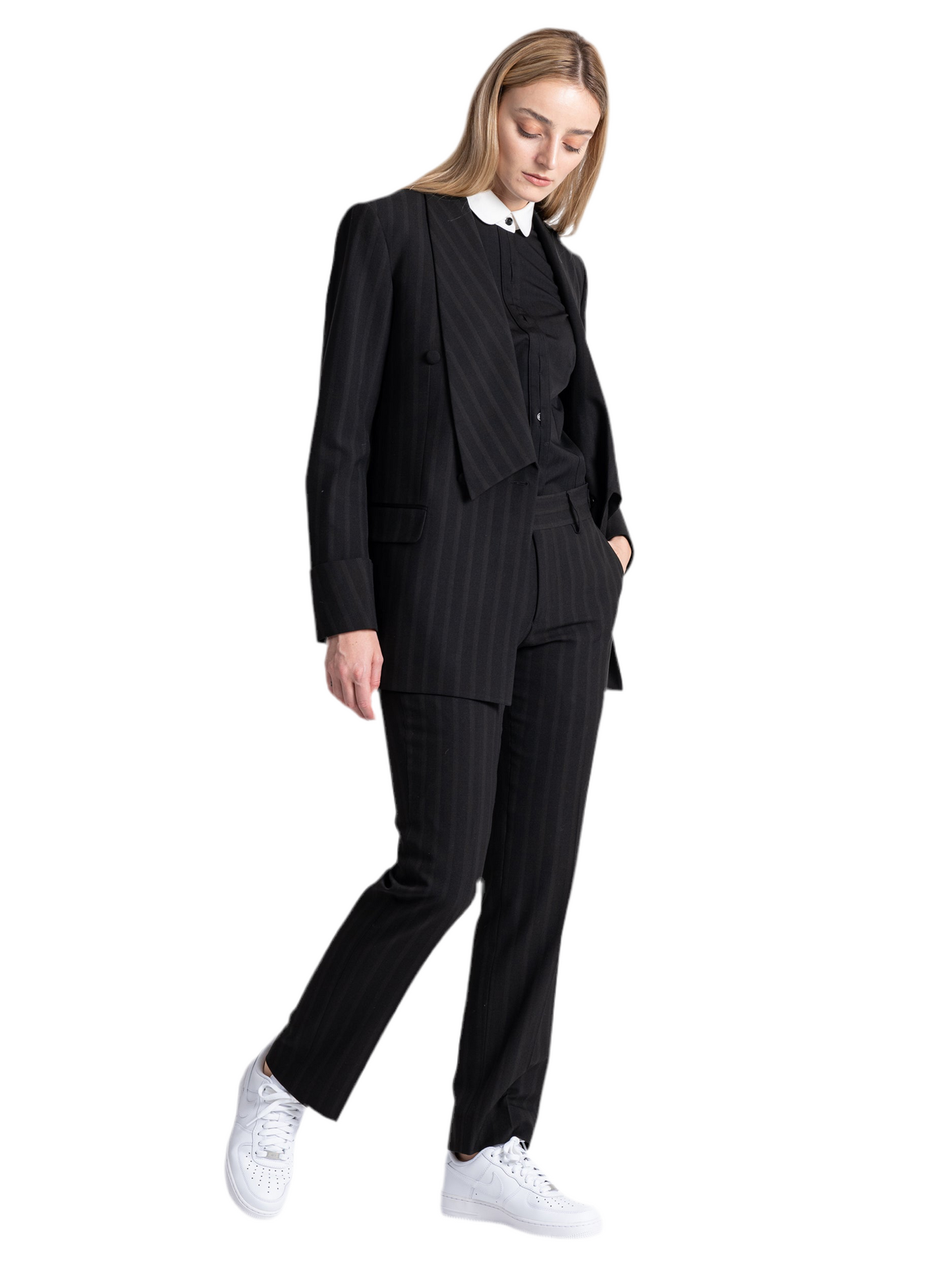 KINEBOUGE BLACK SUIT