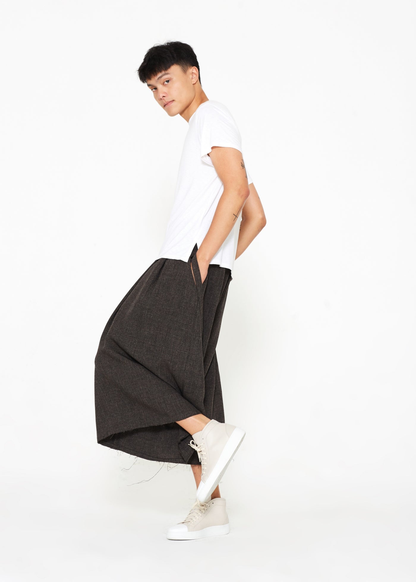 "The Skirt Pant" in Brown Linen